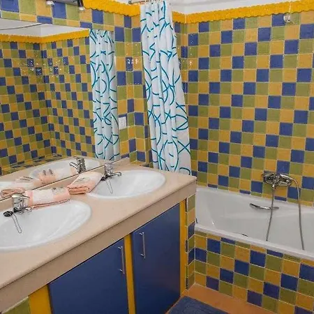 Moderna Casa De 3 Con Hermosas Vistas Holiday home *